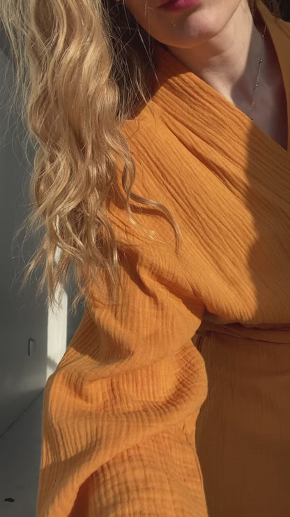 Cotton Muslin Robe in Sunrise Glow color