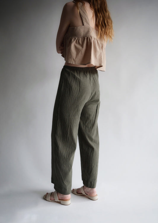 Pants in Dark Emerald color