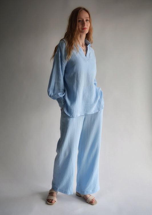 Muslin Two-Piece Set: Top and Pants in Light Blue