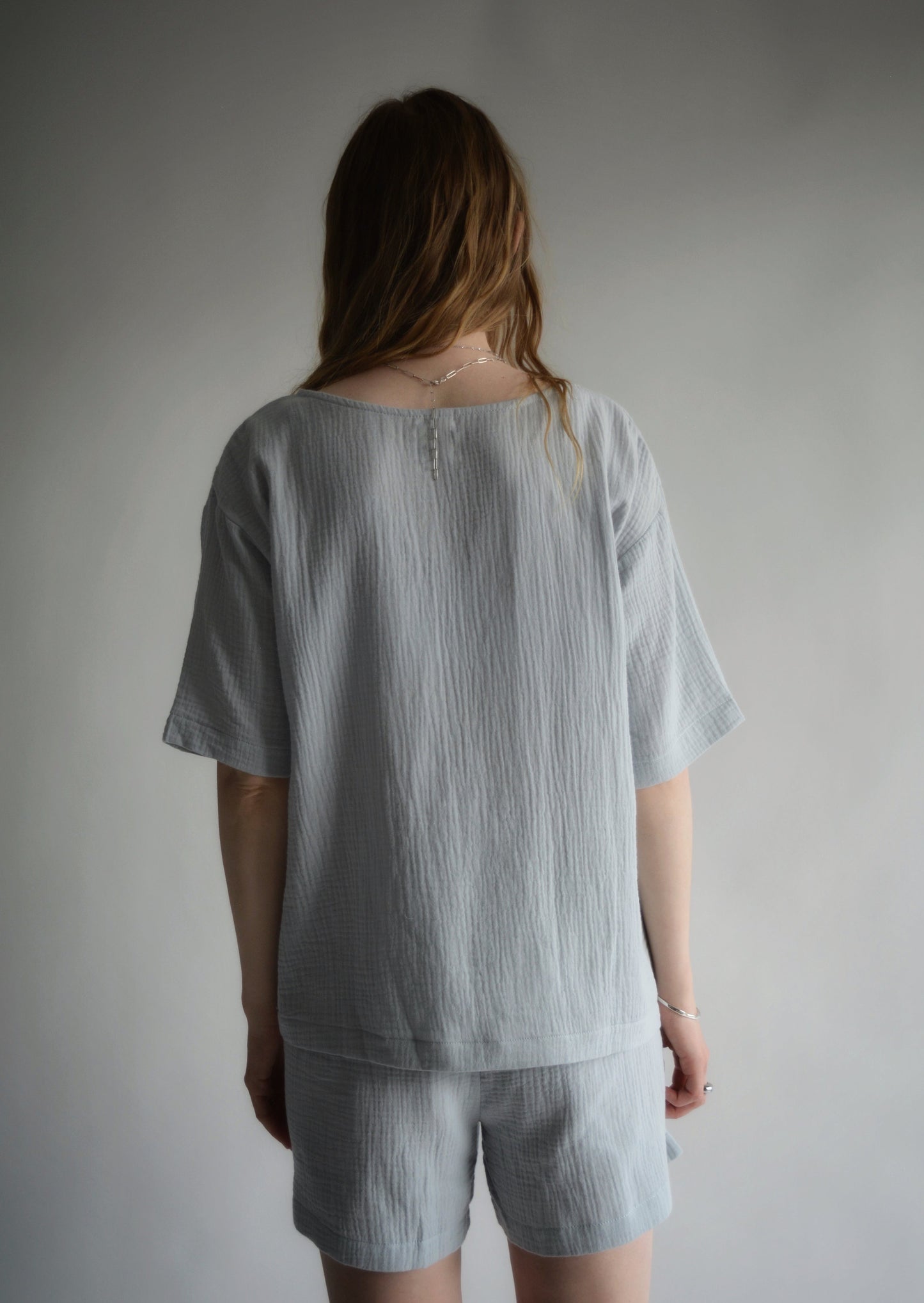 Cotton Muslin T-Shirt in Silvery Dawn
